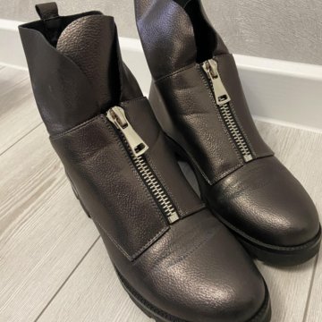 4 пары женских сапог 38 размер