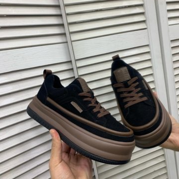 Кроссовки весна