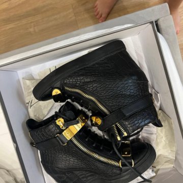 Ботильоны Zanotti из натуральной кожи 36,5 размер