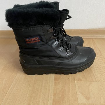 Ботинки новые sorel 36-37