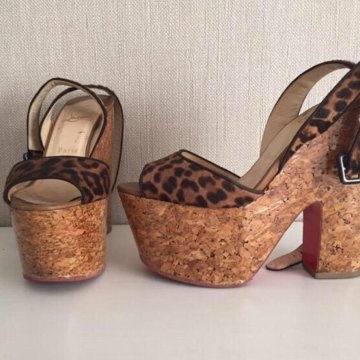 Босоножки christian louboutin