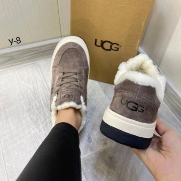 Натуральные кроссовки UGG