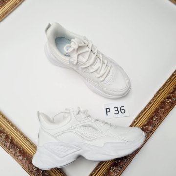 Кроссовки новые белые 36 Strobbs