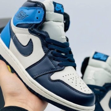 Кроссовки Зимние Nike air Jordan 1