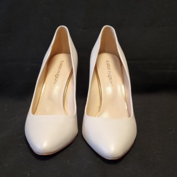 Новые туфли лодочки Carlo Pazolini