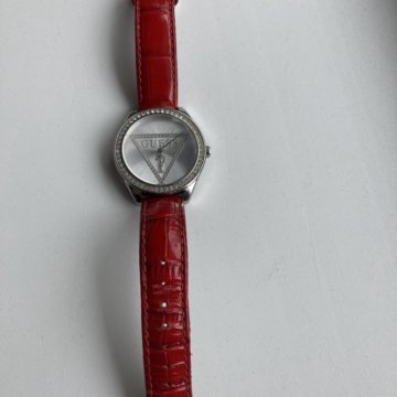 Часы Guess