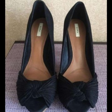 Туфли замшевые ZARA