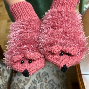 Варежки женские