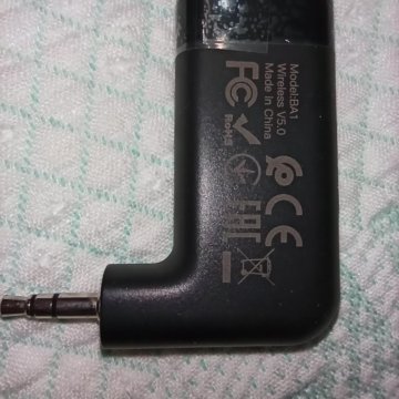 Автомобильный Bluetooth AUX адаптер в машину