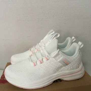 Кроссовки женские Бренд: Strobbs