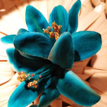 Бирюзовая брошь-цветок, новая