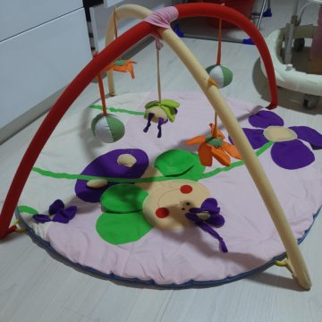 Развивающий коврик