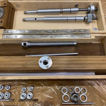 Переплетный ручной станок.