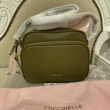 Coccinelle новая кожаная сумка оригинал