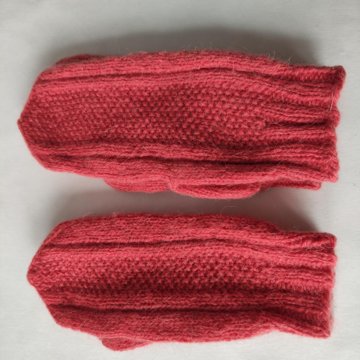 розовые варежки для Московской зимы