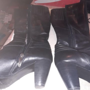 Женские сапоги на натур меху 38 размер