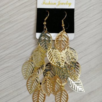 Серьги листики новые