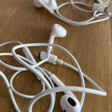 Наушники Apple проводные