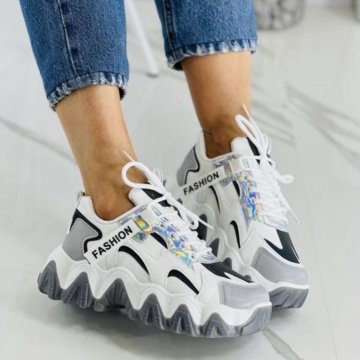 Нов кроссовки р36 бело-серые