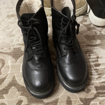 Зимние ботинки