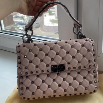 Сумка Valentino Garavani