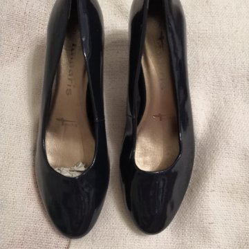 Новые эффектные туфли