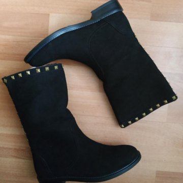 Женские сапоги