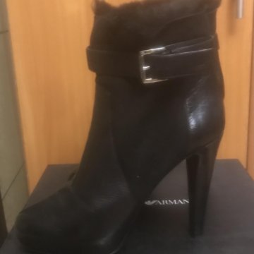 Ботильоны Emporio Armani