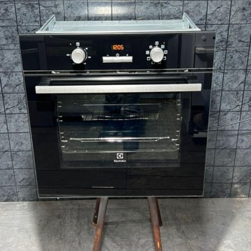 Духовой шкаф электрический electrolux ezb55420ak