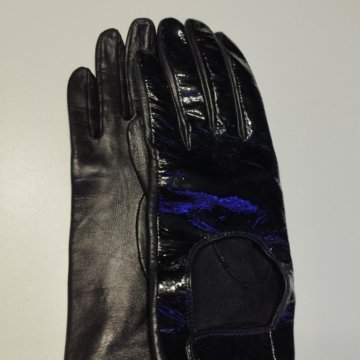 Лаковые перчатки