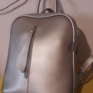 Рюкзак кожаный небольшой