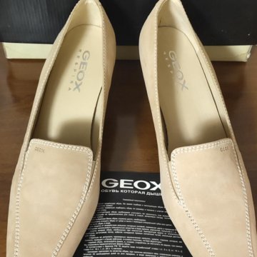 Туфли женские GEOX 41 размер