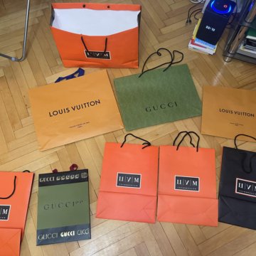 Пакеты Gucci Louis Vuitton ЦУМ