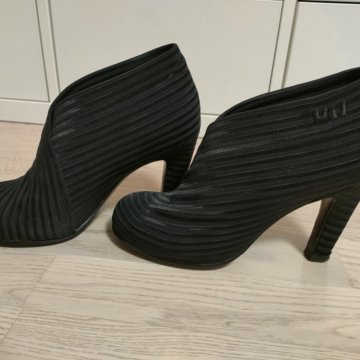 Ботильоны United Nude