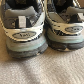 Кроссовки balenciga