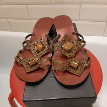 Босоножки женские 39