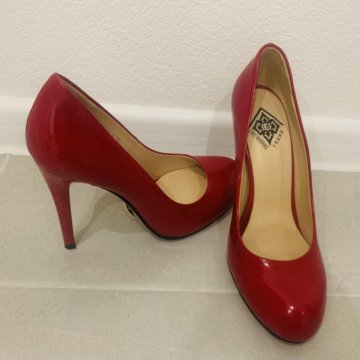 Туфли на шпильке