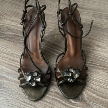 Босоножки Motivi 39