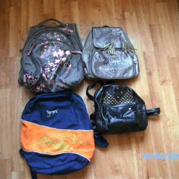 Рюкзаки женские б\у