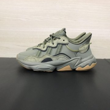Кроссовки Adidas Ozweego зеленые