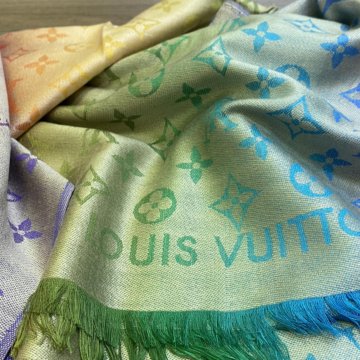 Новый палантин Louis Vuitton