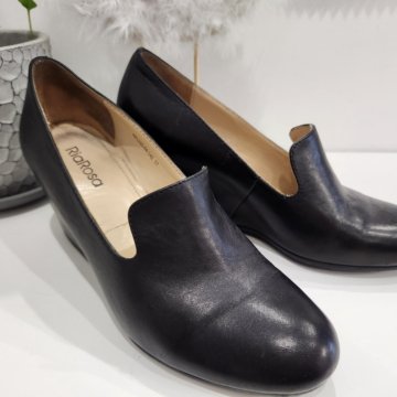 Женские туфли