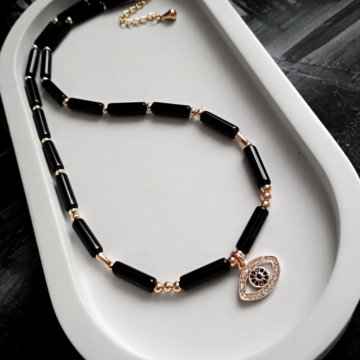 КОЛЬЕ ЧОКЕР