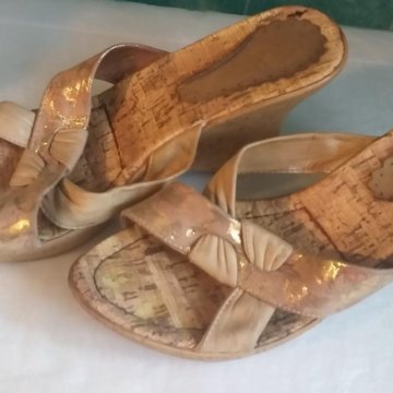 Босоножки 39