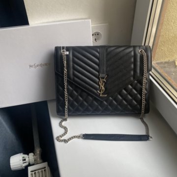 Yves Saint Laurent новая сумка натуральная кожа