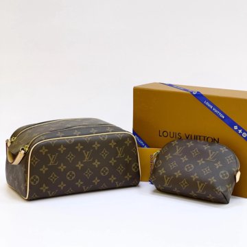 Косметички LOUIS VUITTON 