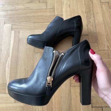 Ботильоны кожаные 38 размер