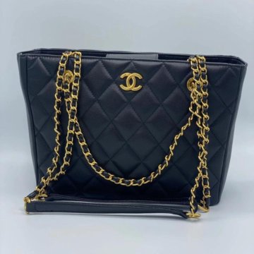 Кожаные сумки CHANEL 