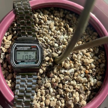 Наручные часы WR