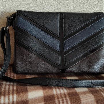 Сумочка через плечо